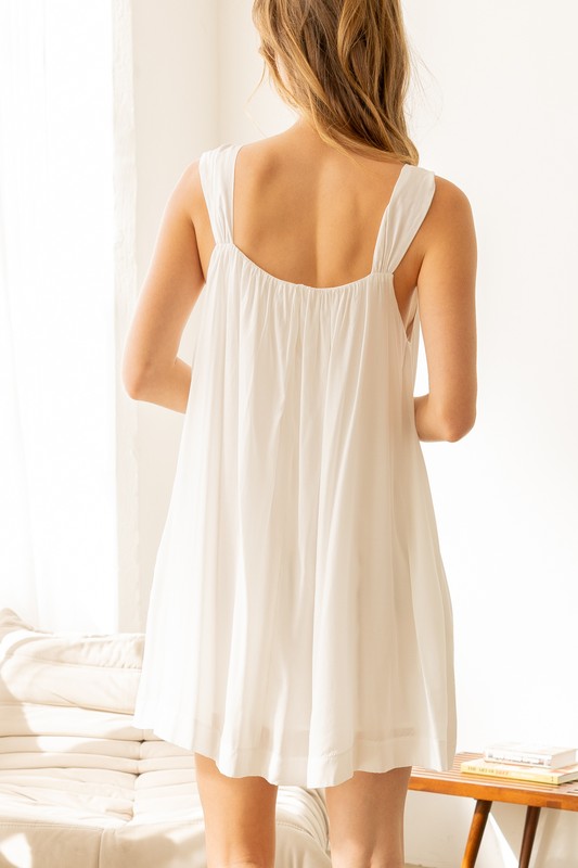 Flowy Sleeveless Mini Dress w/Bow Off White