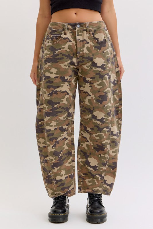 Camo Mid Waisted Barrel Leg Washed Camo
