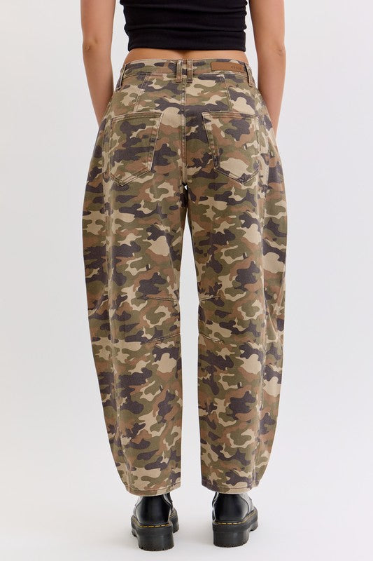 Camo Mid Waisted Barrel Leg Washed Camo