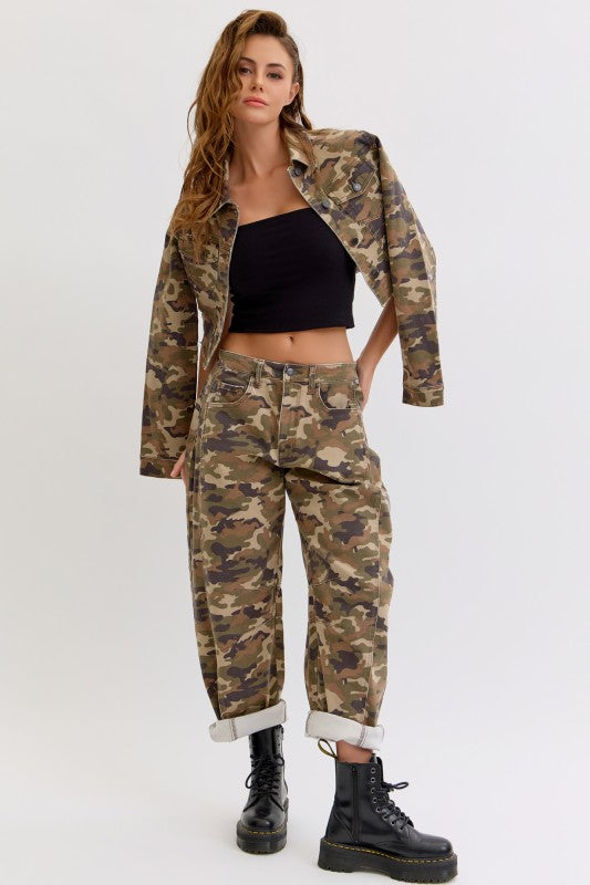 Camo Mid Waisted Barrel Leg Washed Camo