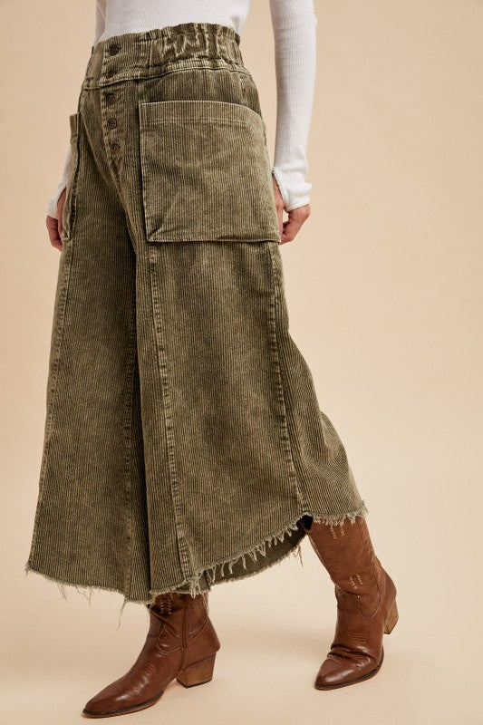 Cropped Fray Hem Corduroy Wide Pants Olive