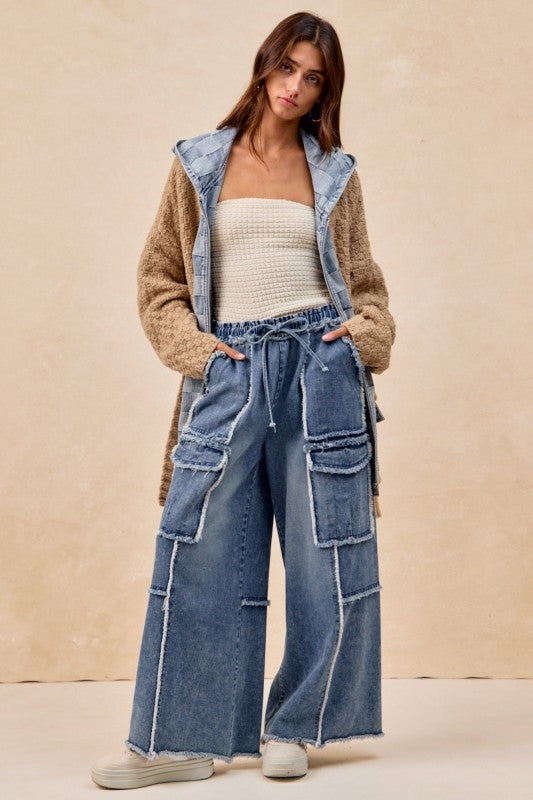 Pants With Distressed Seam Washed Demin