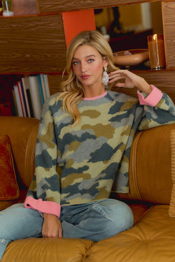 Soft Contrast Sweater Camo/Pink - Southern Fashion Boutique Bliss