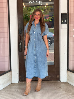 Short Sleeve Denim Midi Dress Blue - Southern Fashion Boutique Bliss Short Sleeve Denim Midi Dress Blue - Southern Fashion Boutique Bliss