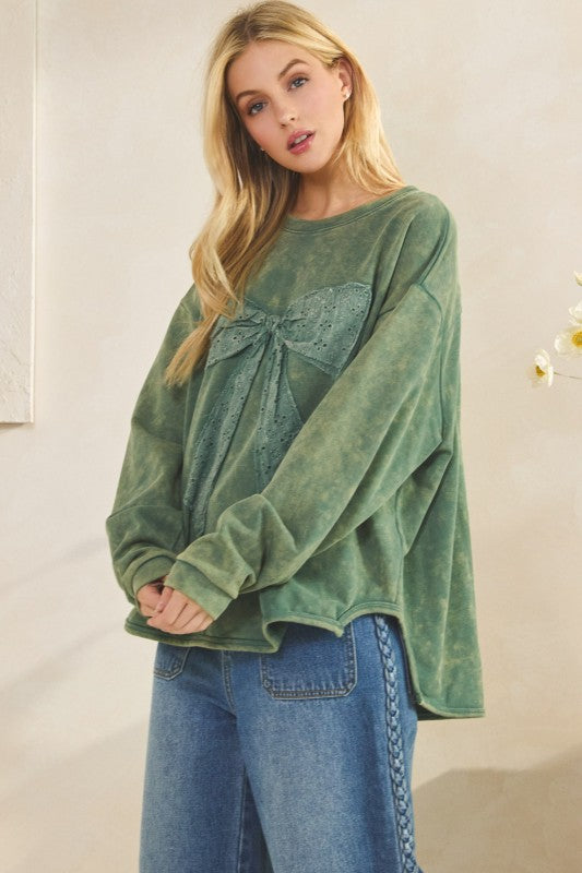 Whimsy Bow Sweatshirt Top Green