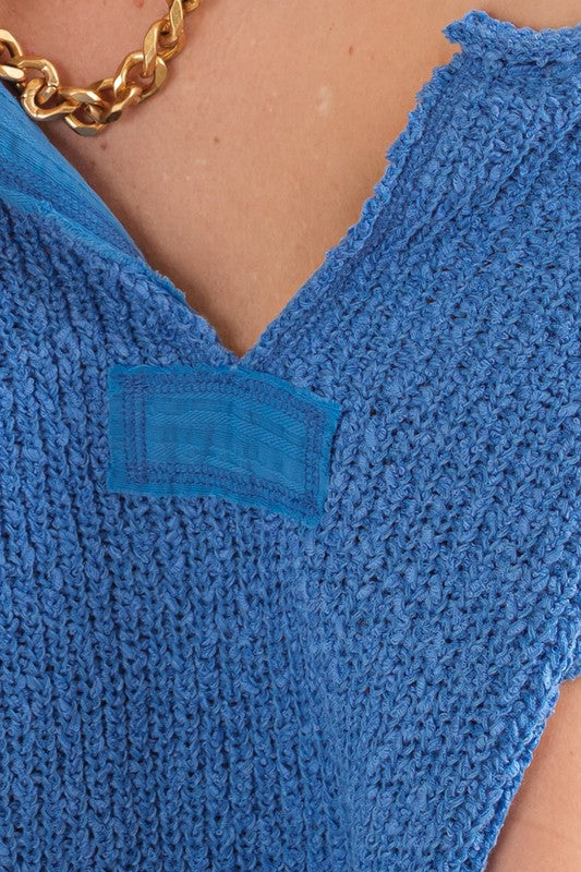 Patch Sleeveless Sweater Blue