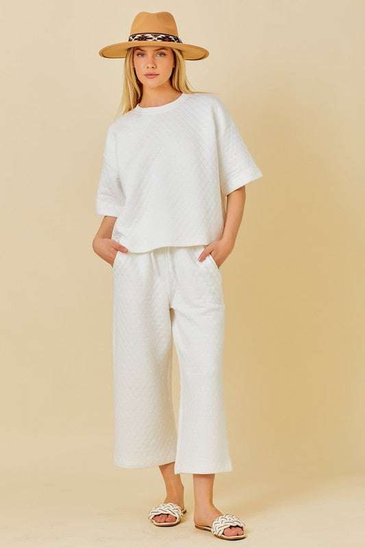 Solid Quilted Capri Pants White