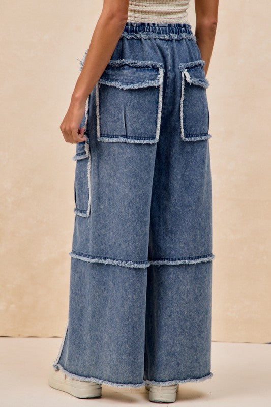 Pants With Distressed Seam Washed Demin