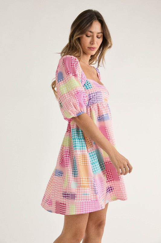 Houndstooth Pattern Puff Sleeve Dress Pink