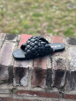 Open Toe X-Strap Casual Sandals Black