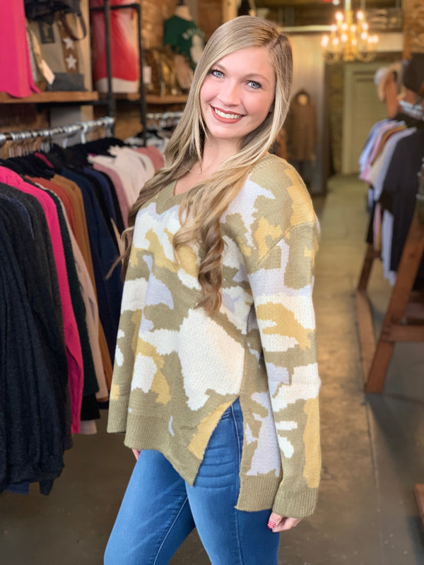 Spotted Camo Sweater Top Olive