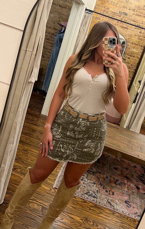 Ribbed Snap Button Cami Beige