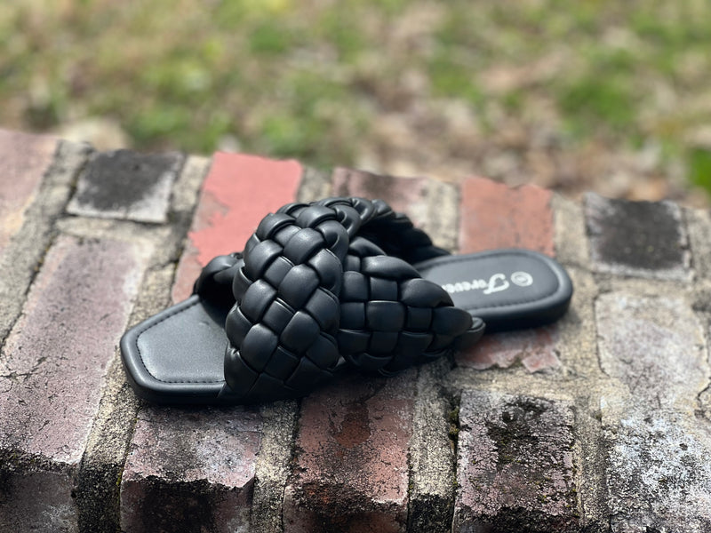 Open Toe X-Strap Casual Sandals Black